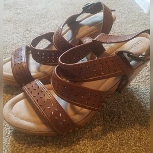 G.H. BASS & CO. // Leather Strap Heels/Sandals